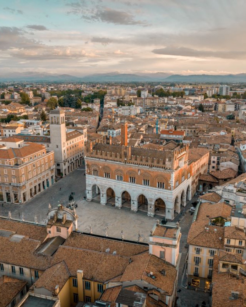 Post View: Plaisance Emilie Romagne Italie