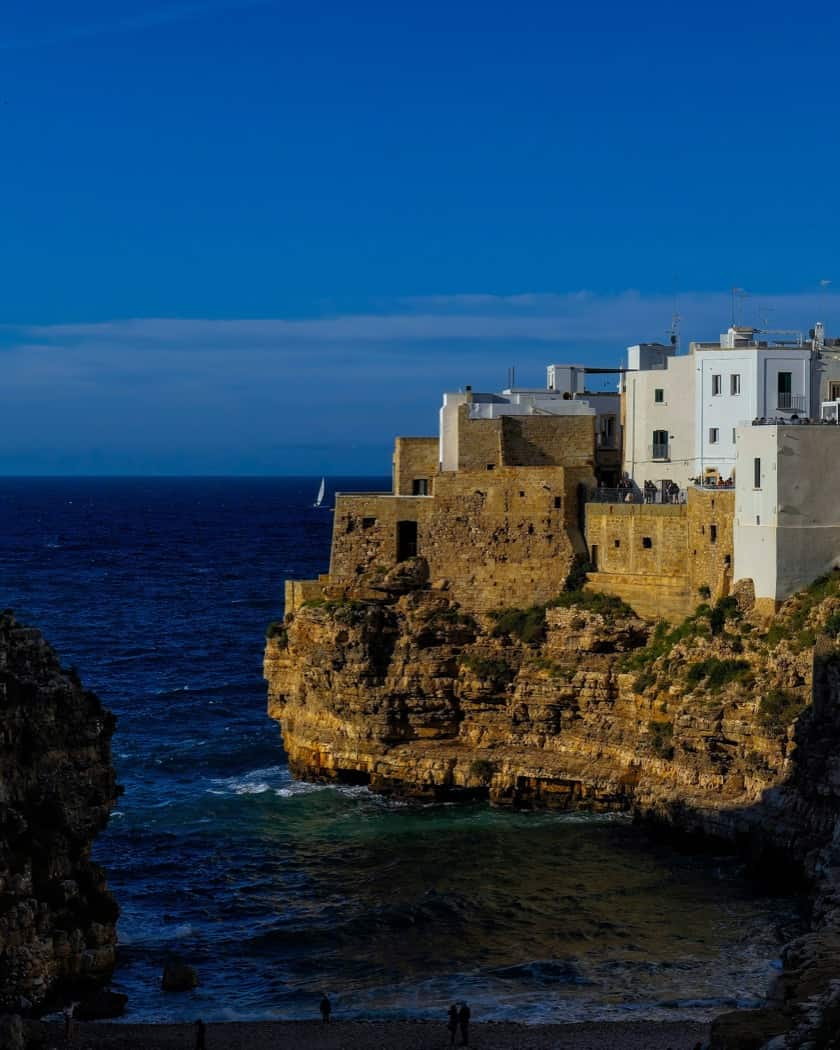 Post View: polignano mare bari italie